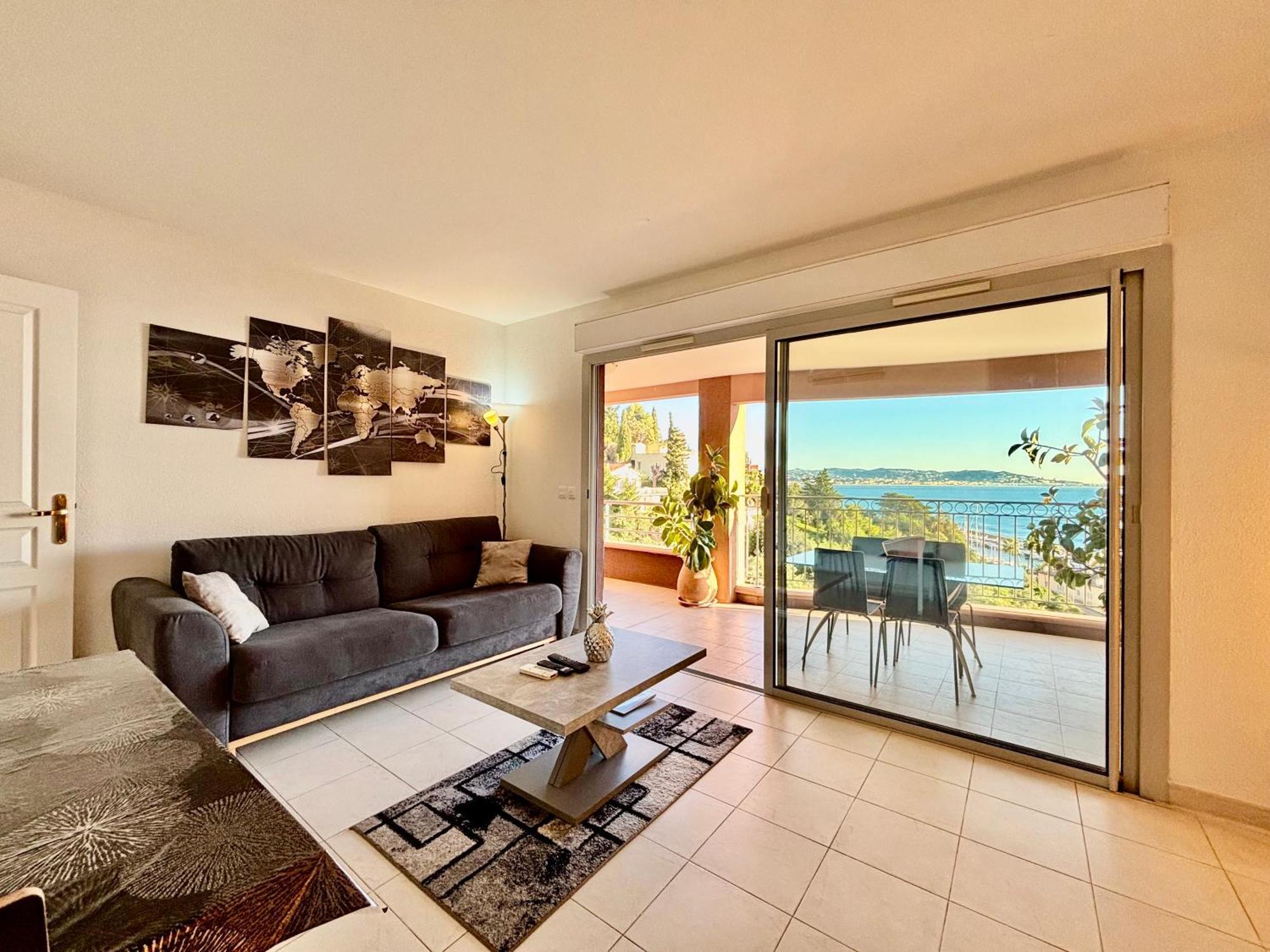 Superbe 3 Pieces Sur La Baie De Theoule Apartamento Exterior foto