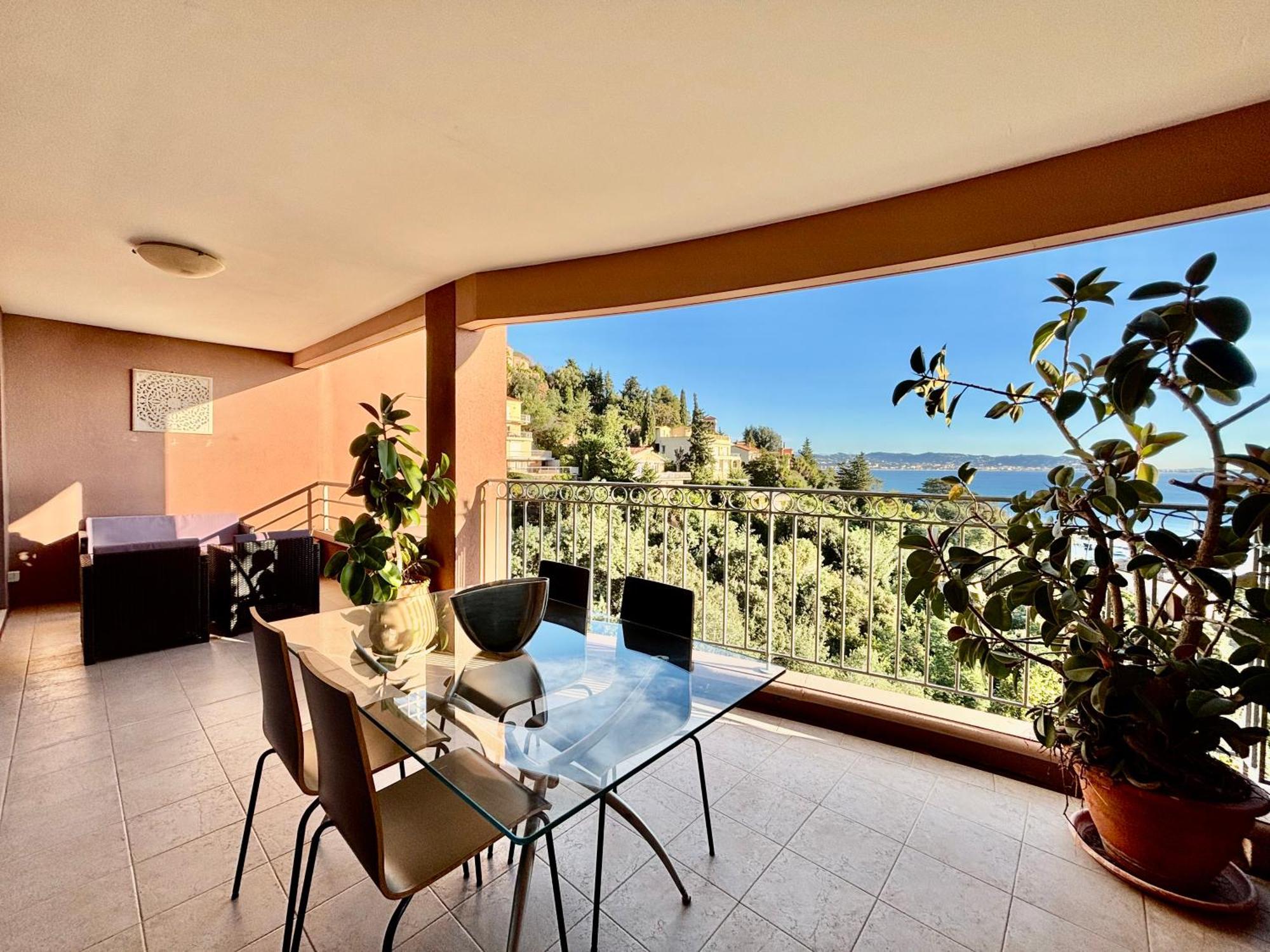 Superbe 3 Pieces Sur La Baie De Theoule Apartamento Exterior foto
